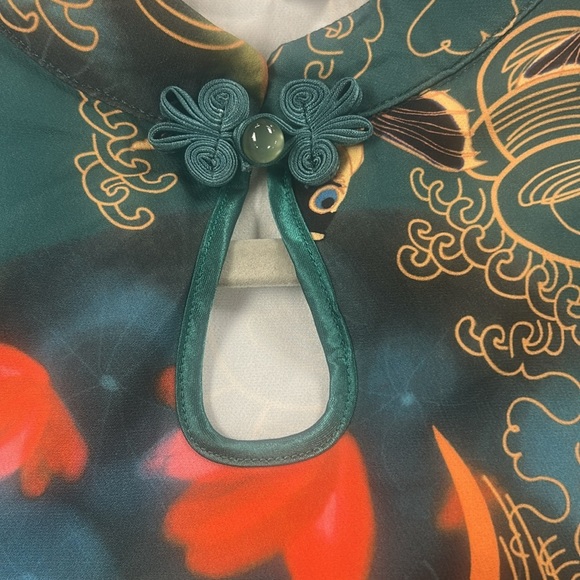 Multicolored Short Sleeved Fish Print Tunic Top - Initial Fascination - Picture 4 of 6